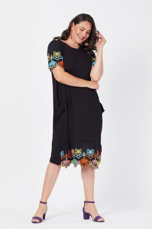 Plus Size Black Sleeves and Skirt Type Embroidered Dress