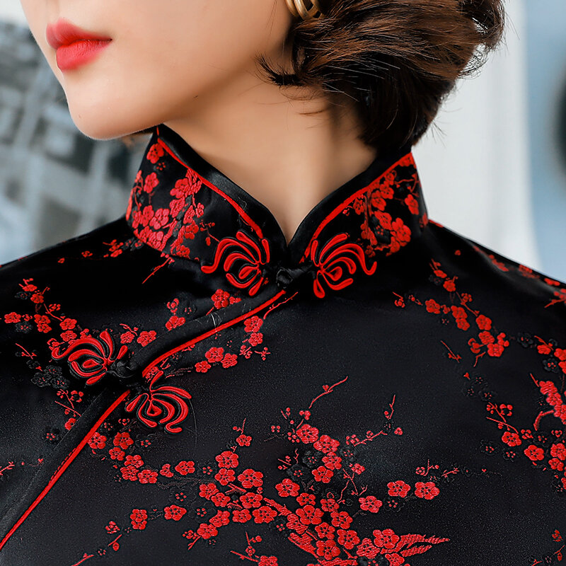 Chinesische Weibliche Qipao Kurze Stil Cheongsam Frauen Traditionellen Seidige Satin Kleid Formale Party Kleid Vestidos Größe S M L XL XXL 3XL