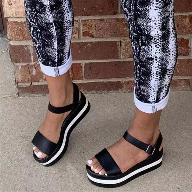 Sandalias de suela gruesa para mujer, zapatos planos de punta redonda, cómodos, informales, con hebilla, de verano, nuevo estilo