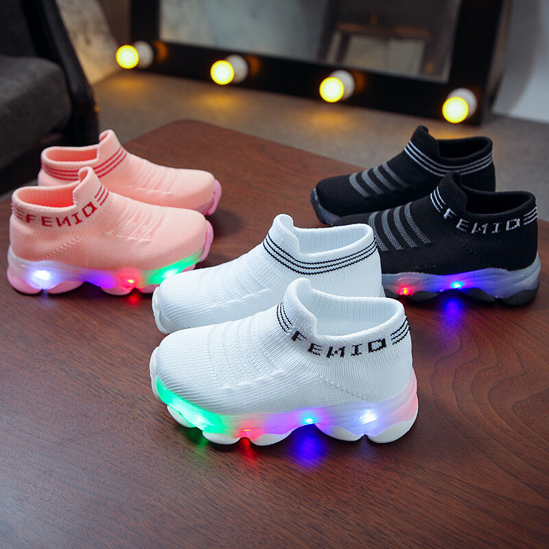 Детские кроссовки для маленьких девочек и мальчиков, сетчатые светодиодные светящиеся носки с буквами, спортивные кроссовки для бега, Обув...