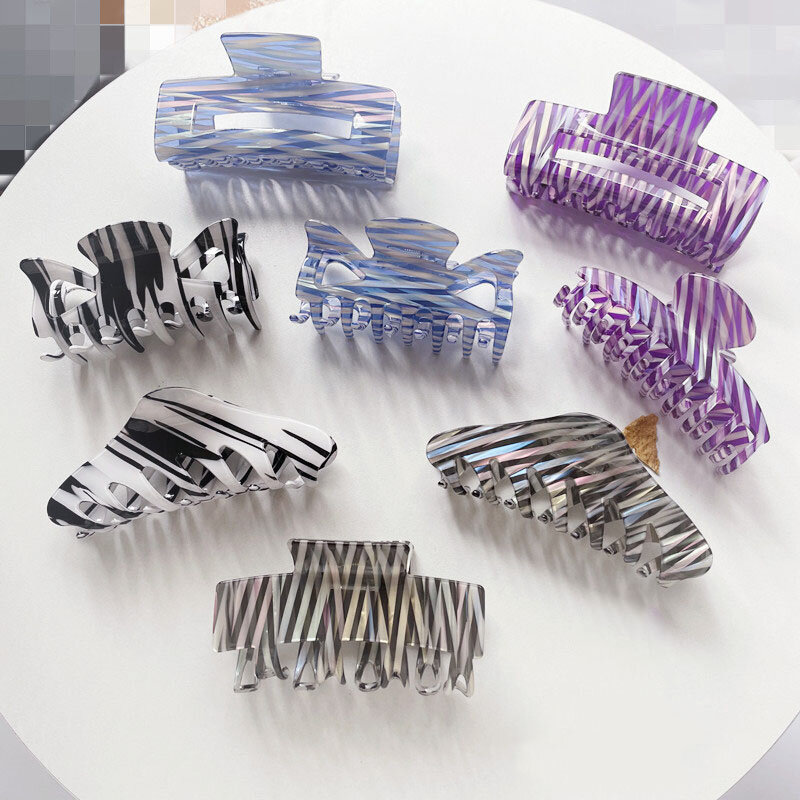 Instagram European Women Large Acetic Acid Striped Hair Claw Hair Clip Hairpins Styling Acrylic Hair Accessories For Women 2021