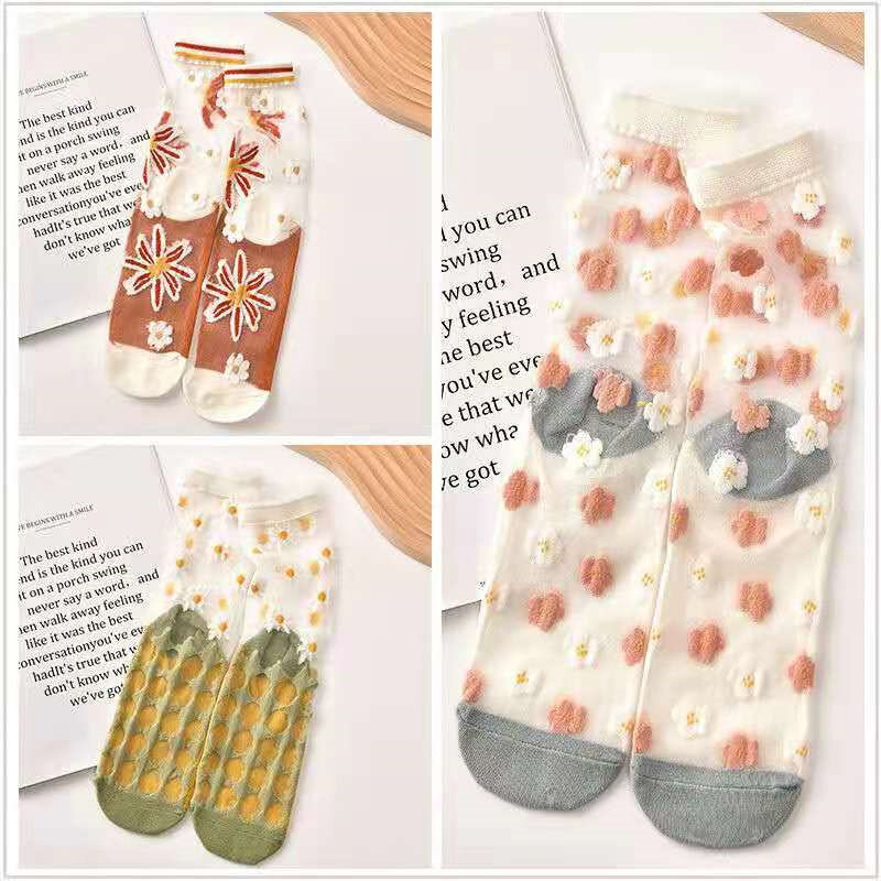 Super Hot Damen Mode Seide Socken für Sommer Neue Ultra-dünne Druck Blumen Transparent Stapels der Socken Frau Nette unregelmäßigen Socken