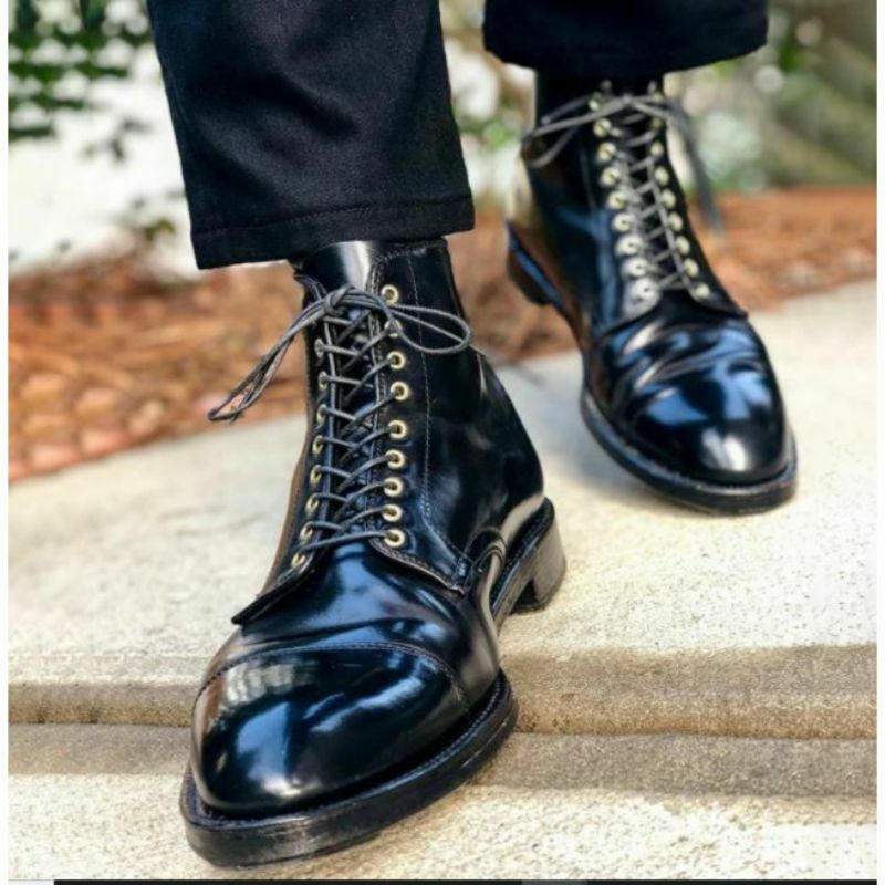 Men's PU Leather Elegant Carved Chelsea Lace Up Boots Classic Boots Ankle Men Boots Casual Fashion Winter Combat Boots KR096