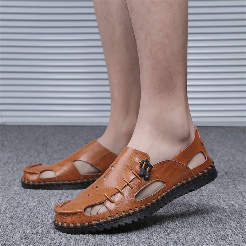 2021 novos sapatos masculinos cor sólida pu oco respirável criativo mão-costurado lado elástico moda sandálias casuais 3kc280