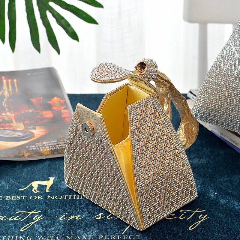2021 pochette con diamanti estivi borsa da sera per feste di lusso da donna borsa da sposa a triangolo di moda Mini borsa portamonete Mobile