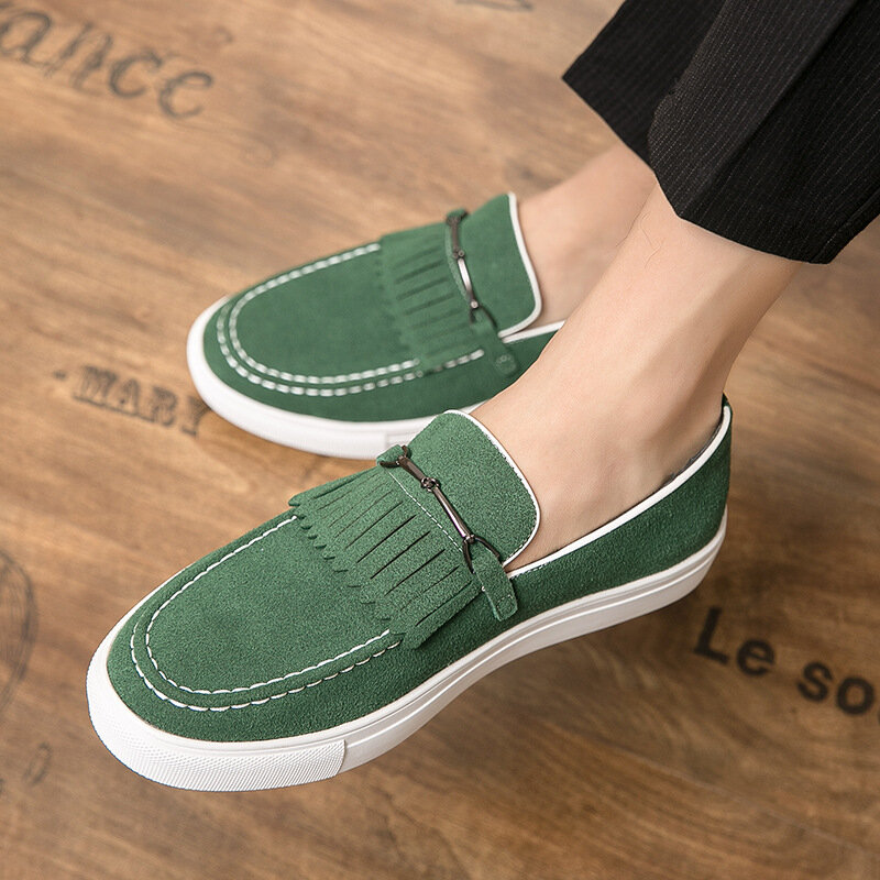 Men's Solid Color Suede Classic Fringed Metal Stitching Round Toe Flat Heel Comfortable Fashion Casual All-match Loafers  XM118