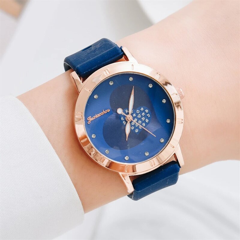 Moda feminina relógios simples em forma de coração cristal senhoras quartzo relógios de pulso fresco feminino preto silicone relógio kobieta zegarek
