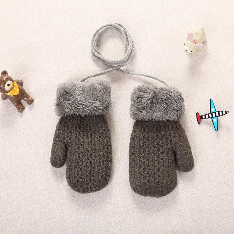 Зимние плюшевые теплые детские перчатки, милые толстые вязаные варежки с пальцами, перчатки для маленьких мальчиков и девочек