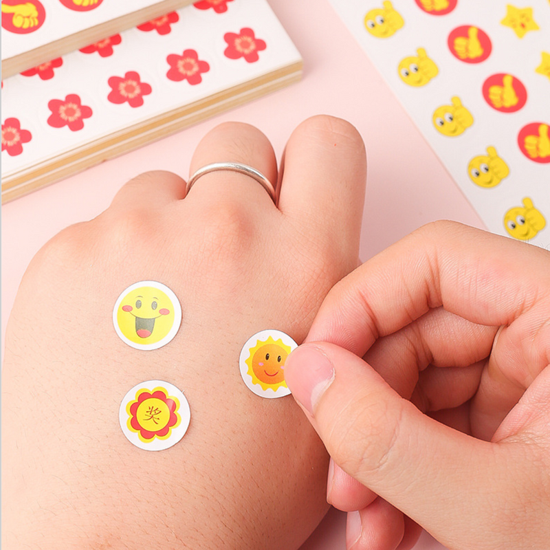 50 Cute Little Red Flowers Kindergarten Reward Stickers Time Note Marker Hand Account Material Decoration Stickers