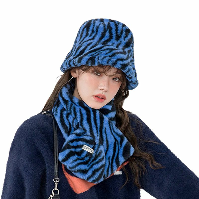 Women's Faux Fur Scarf With Buckle Hat Winter Leopard Warm Soft Furry Shawl Wrap And Beanies Fluffy Neck Warmer Scarves Set