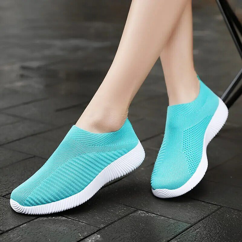 Zapatillas de deporte vulcanizadas para mujer, zapatos planos sin cordones, de talla grande 42, para caminar, para verano, 2020