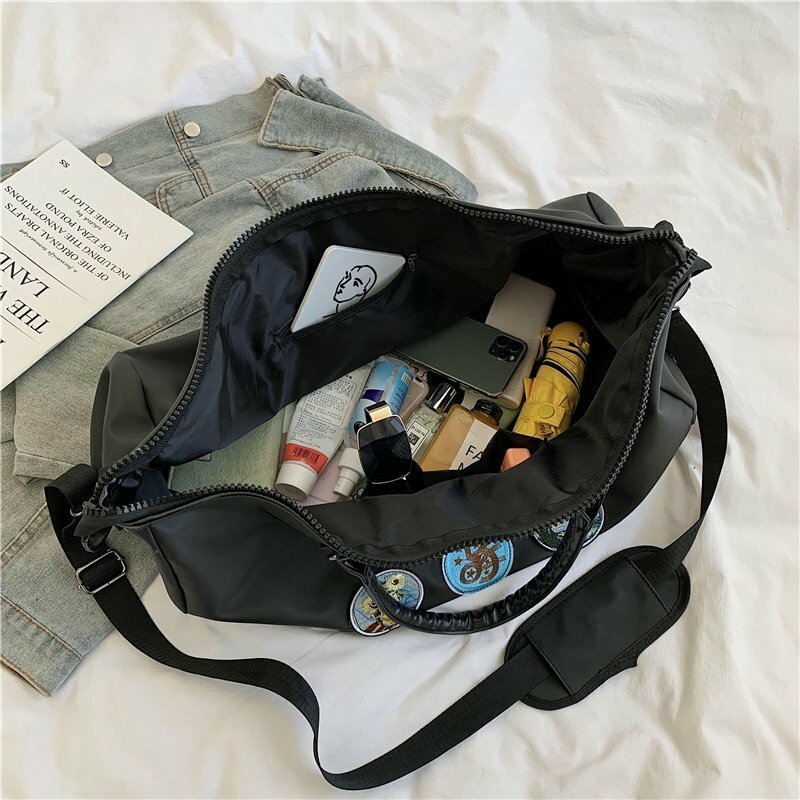 Дорожная сумка YILIAN с мультяшным принтом для мужчин и женщин, новинка 2021, модная сумка-тоут, универсальная трендовая вместительная сумка чер...