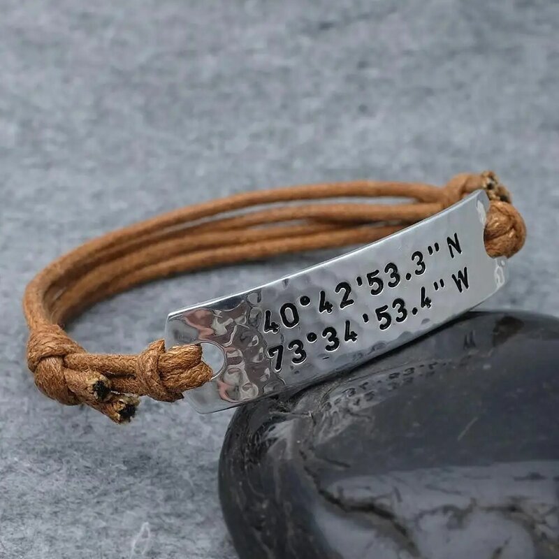 Bracelet personnalisé en corde martelée, estampillé GPS Longitude et Latitude, coordonnées gravées, cadeaux d'anniversaire pour elle