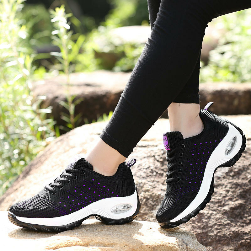 احذية الجري صيف 2021 جديد المرأة العلامة التجارية شبكة الأحذية تنفس أحذية رياضية الدانتيل متابعة أحذية نسائية في الهواء الطلق أحذية منصة