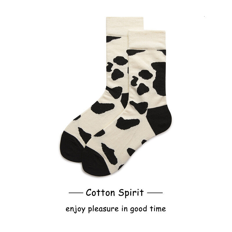 Calcetines con estampado de vaca para Mujer, calcetín Harajuku estilo japonés, algodón, tendencia, invierno, cálido
