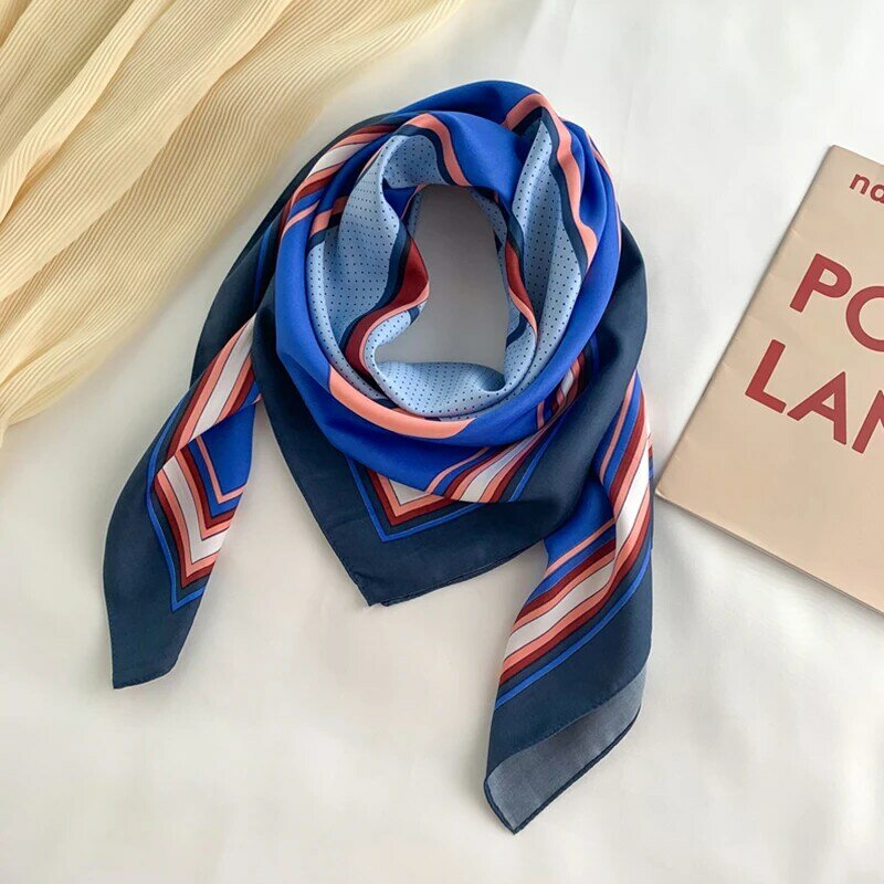 Senhora pescoço lenço de seda moda xale bandana cabeça envoltórios para mulheres foulard lenço quadrado design de impressão headkerchief verão novo 2021