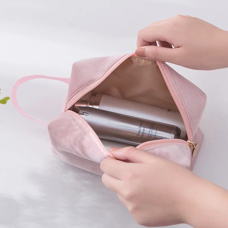 Saco cosmético feminino veludo macio compõem saco de armazenamento almofadas pacote de higiene pessoal bolsa de maquiagem de viagem organizador bolsa de beleza caso
