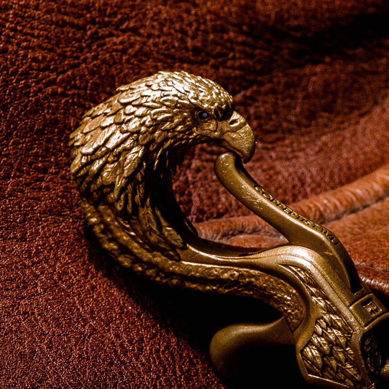 Llavero colgante de águila de latón, cinturón de cobre puro de alta calidad para coche, motocicleta, herramientas de Metal