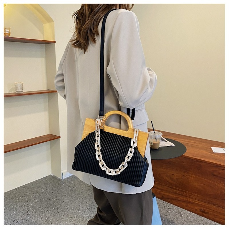 Neue Falten Streifen Schulter Taschen Für Weibliche Mode Kette Holzgriff Handtasche Casual Hohe Qualität Elegante Crossbody-tasche Bolsa