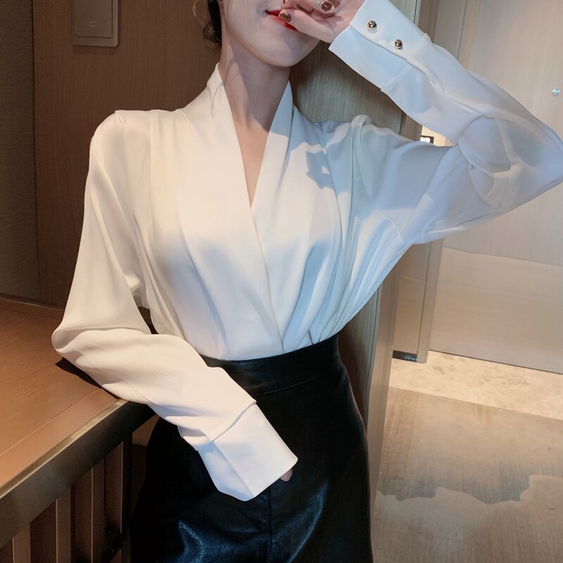 Camisa holgada de satén con manga larga y cuello en V para mujer, camisa de gasa de nuevo diseño, ropa de mujer con cuello en V, 2021