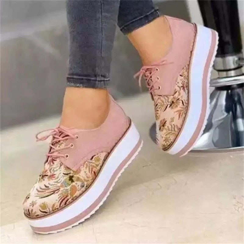 2021 High Quality Embroidered Flowers Platform Shoes Women Flats Zapatillas Mujer Casual Ladies Shoes Feminino Plus size 43