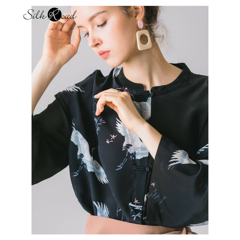 Silviye – T-shirt de printemps en soie pour femmes, haut de caractère avec impression de grue, boutonnage de style chinois hauts de fête à neuf points