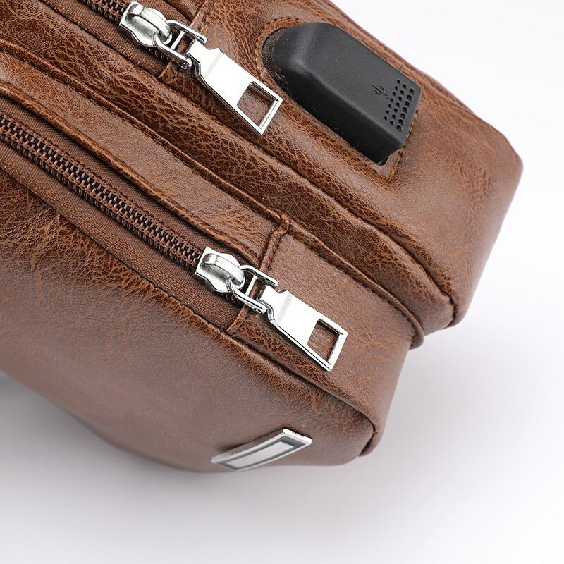 Bolso de pecho con puerto de carga USB para hombre, bolsa pequeña con orificio para Cable de auriculares, Color marrón, negro