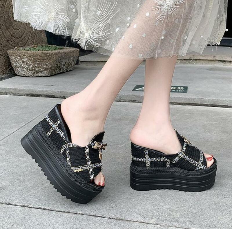 Zapatos de tacón alto a la moda para mujer, zapatillas de plataforma con cuña, sandalias de playa de diseñador de lujo, deslizantes, verano, 2021