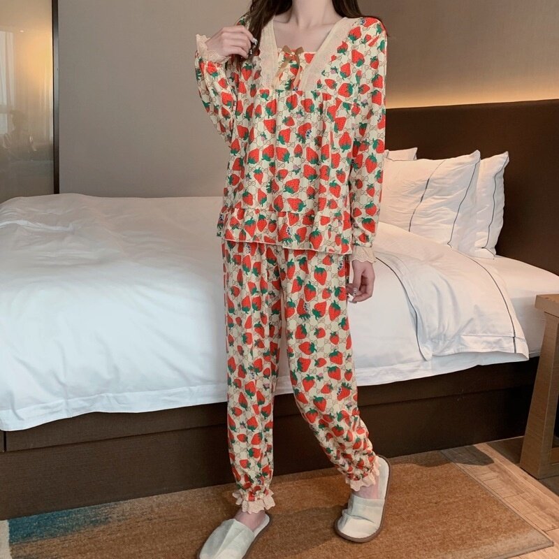 Real Shot Cost-Effective Full Strawberry Lace Pajamas for Women Autumn