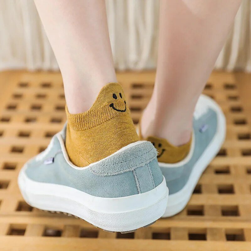 10 paia di calzini femminili primavera estate giapponese bella personalità tacco ricamato amanti del viso sorridente calzini alla caviglia in cotone solido