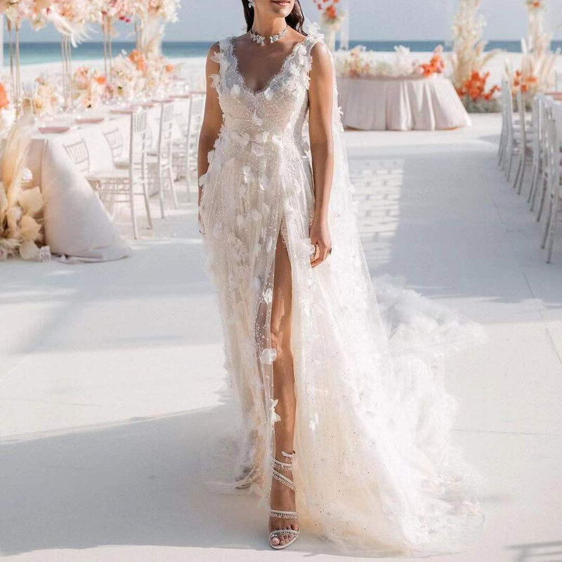 ชุดแต่งงานชายหาด Beading Sequined Foral ดอกไม้แยก V คอลูกไม้สีขาว Boho Sparkly เจ้าสาว Gowns สำหรับสตรี Robe De Mariée
