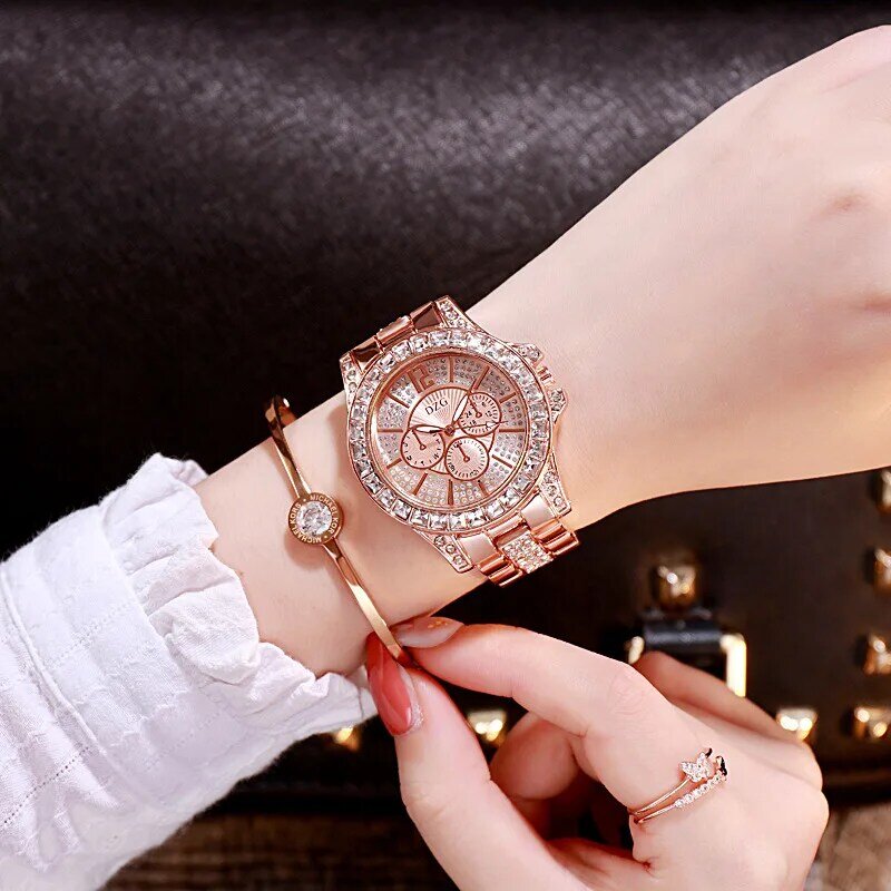 Reloj de cuarzo de oro rosa para Mujer, pulsera informal de tres ojos falsos, seis Pines, diamantes de imitación, regalo