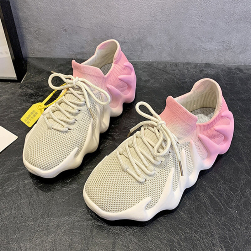 2021 new mesh gradient color coconut couple shoes breathable flying woven octopus volcano sports casual couple shoes