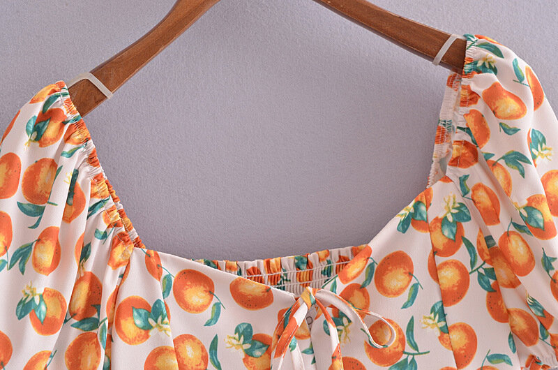 Verão 2021 novo feminino fruit-print correias com mangas inchadas apertadas e camisa de emagrecimento de colarinho quadrado curto