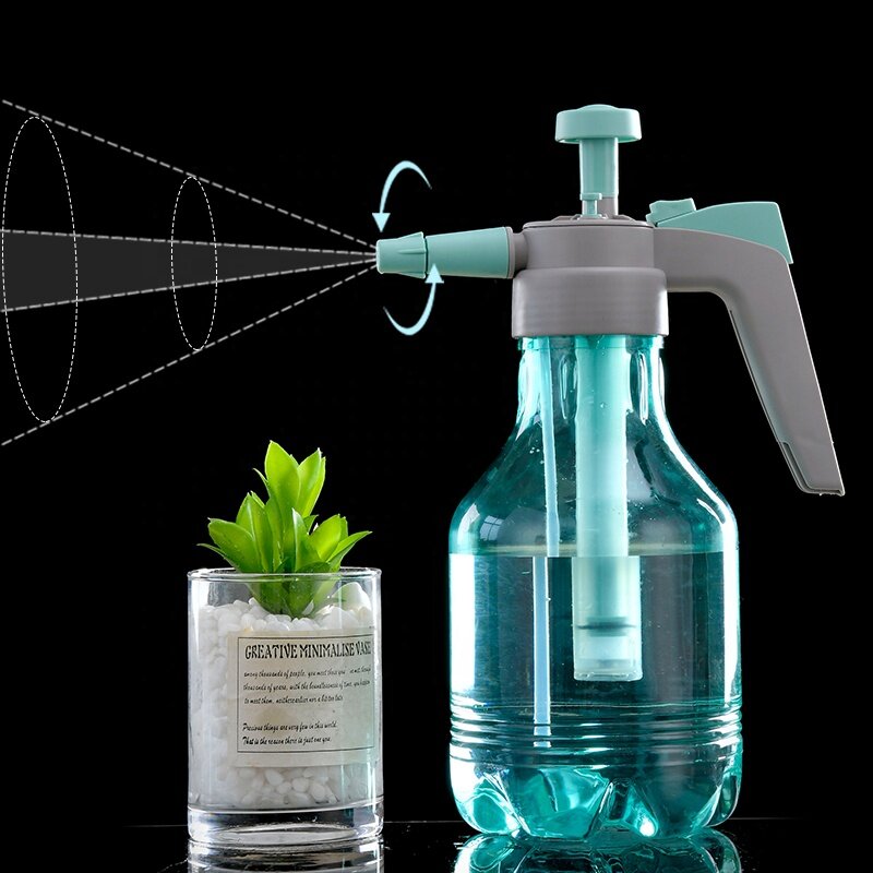 2L รดน้ำสเปรย์ขวดคูมือปั๊มความดันประหยัดความพยายามสเปรย์สวนในครัวเรือนรดน้ำน้ำ Ajustable Garden Sprayer