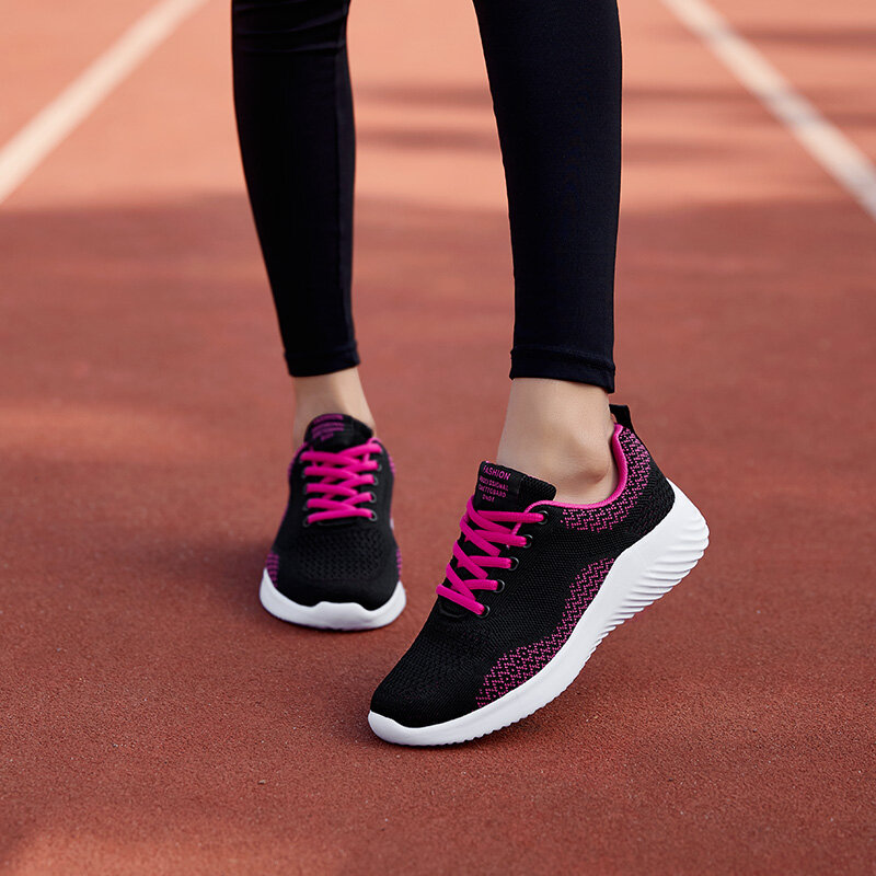 Tênis de corrida leve para mulheres, calçado esportivo de malha respirável com cadarço para atividades ao ar livre bj007