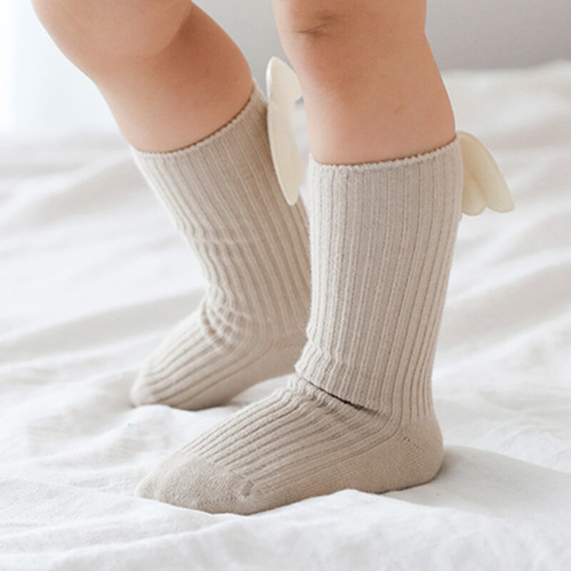 Chaussettes hautes pour bébés filles, chaussettes de printemps en coton à ailes d'ange, couleur bonbon unie, longues pour enfants de 0 à 5 ans