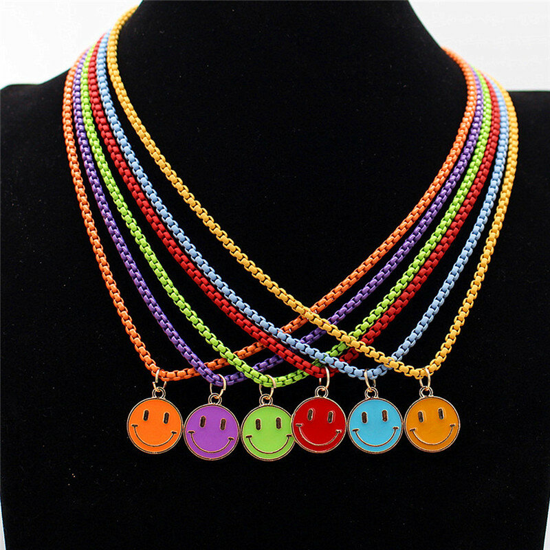 New Arrival Smile Charm Necklace Women Girls Collares Cute Smiley Face Pendant Happy Statement Sweater Chain Jewelry Gifts