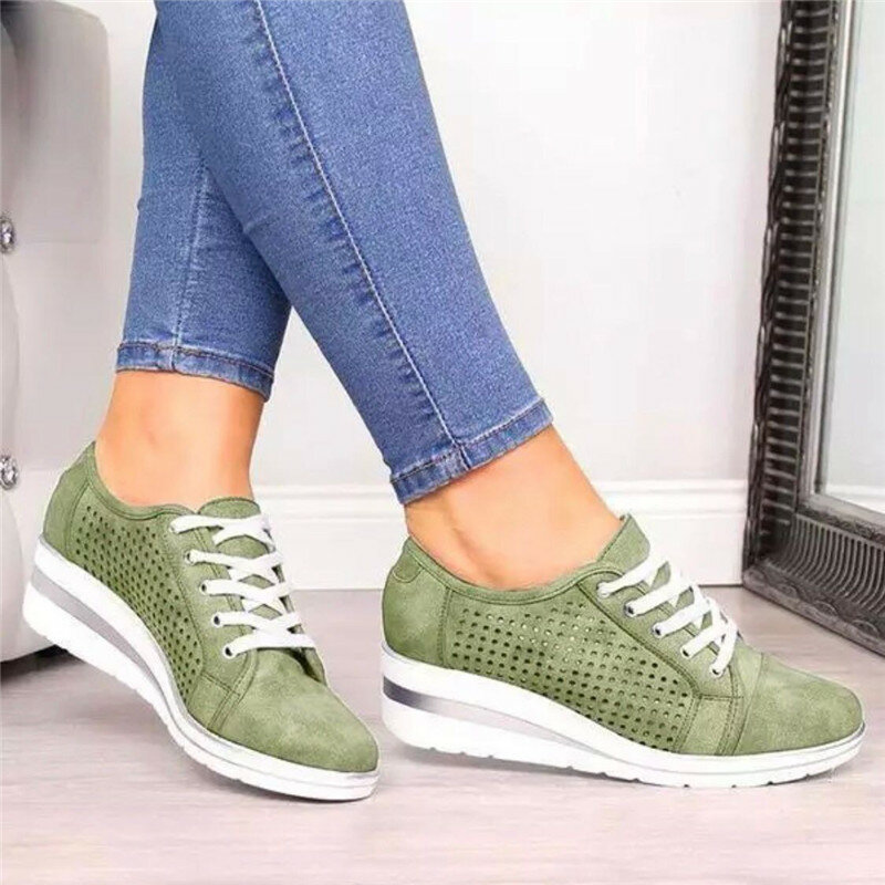 Women Flats Shoes Female Autumn Hollow Breathable Mesh Casual Shoes for Ladies slip on flats Loafers shoes Beach wedges shoes