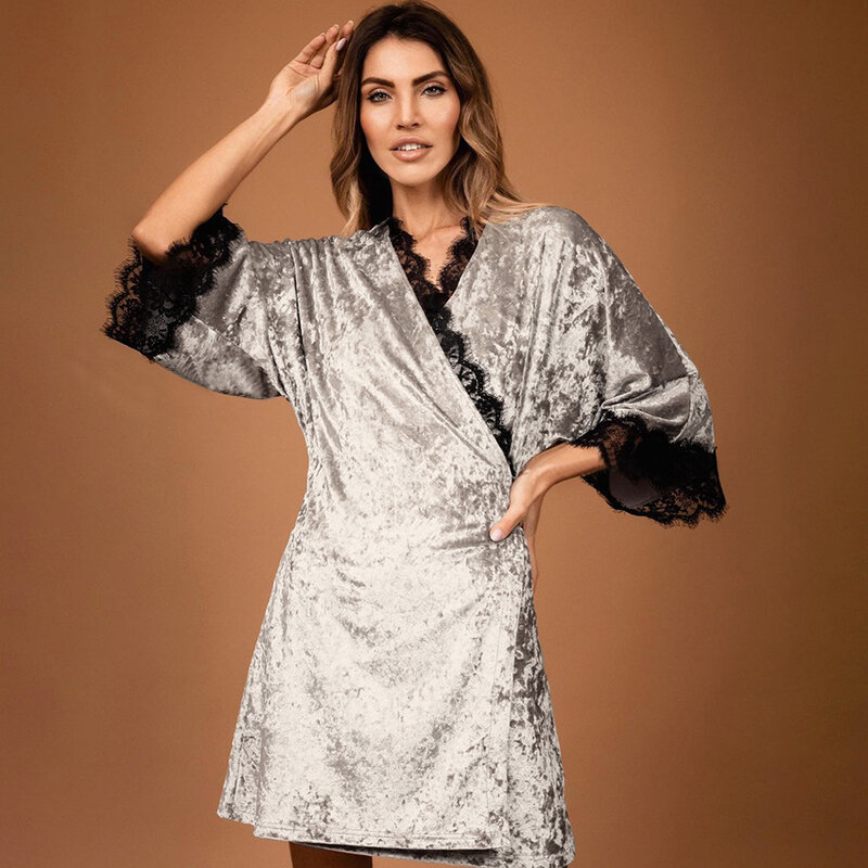 Women Velvet Bathrobe Elegant Glossy Velour Lace Sleepwear Autumn Winter Warm Pajamas 2021 AW New Fashion Lady Nightgown