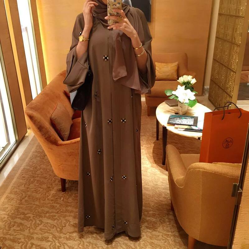 Abito musulmano Donsignet 2021 Dubai abito musulmano Cardigan islamico con perline di moda Ramadan medio oriente Abaya turchia abito cintura