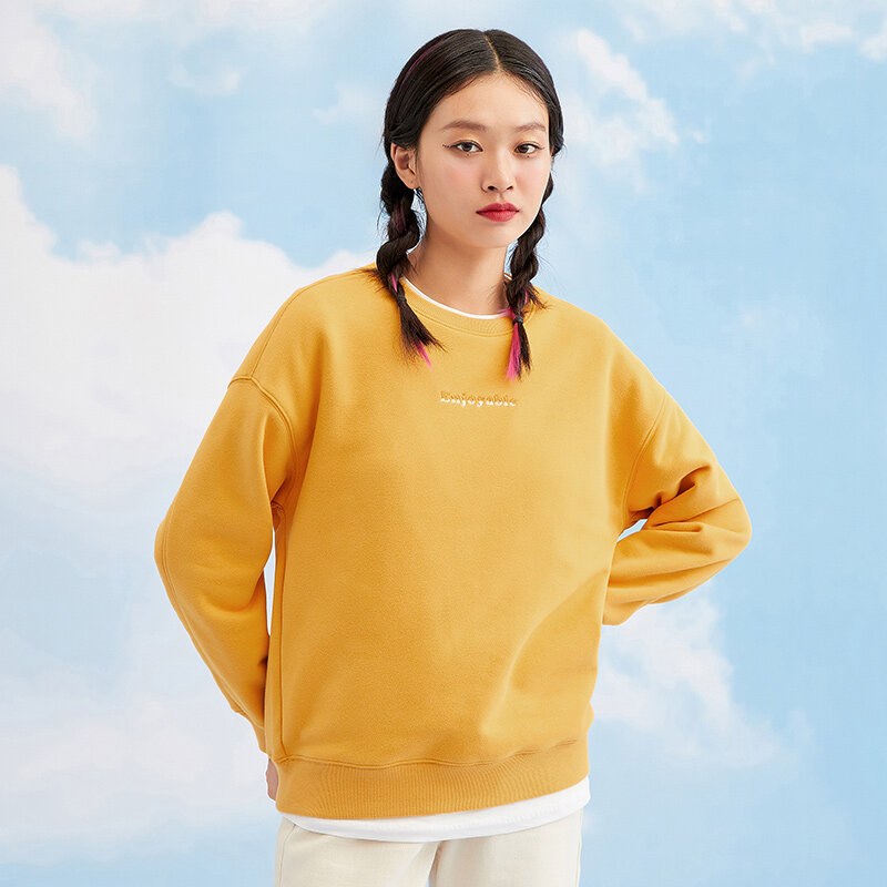 SEMIR Fake Two-Piece Sweatshirt Women Plus Velvet Autumn And Winter Short Trendy Fashion Stacking Top Ladies Candy Hoodies