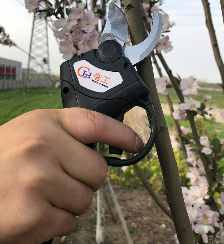 36VF 600W 2000mAh Cordless Electric Rechargeable Pruning Shears Secateur Branch Cutter Electric Fruit Pruning Tool Garden Pruner