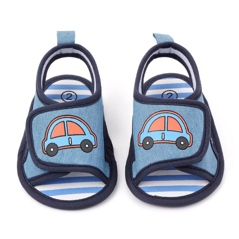 Sandálias para bebês de verão respiráveis antiderrapantes com desenho animado carro