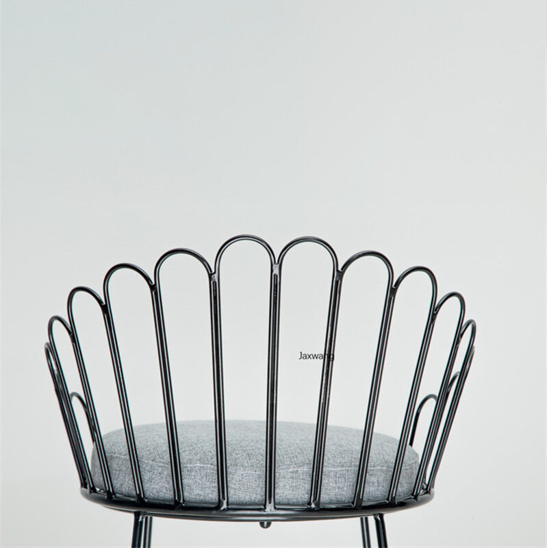 Tabouret de Bar nordique en fer forgé, personnalisé, en forme de fleur, haut avec dossier, pour salon, chaises hautes simples et modernes
