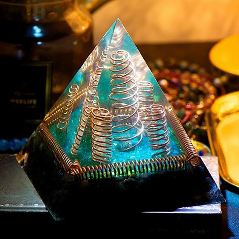 AURA REIKI Orgone Konverter Energi Meningkatkan Keberuntungan Resin Kerajinan Orgonite Minercrystal Chakra Piramida