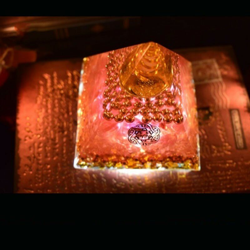 هرم أورجونيت من أورا ريكي برج طاقة أوشين هرم تزيين كريستال مجموعة حب مجوهرات زينة منزلية مصنوعة من الراتنج