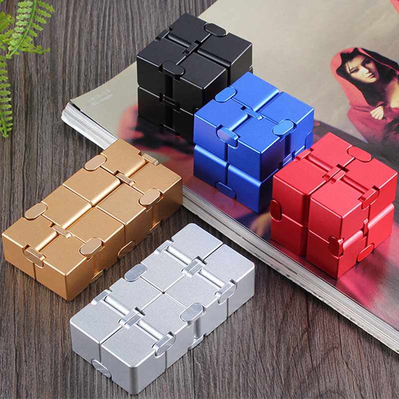 Stress Relief Speelgoed Premium Metal Infinity Cube Draagbare Decompresses Ontspannen Speelgoed Voor Volwassenen Mannen Vrouwen