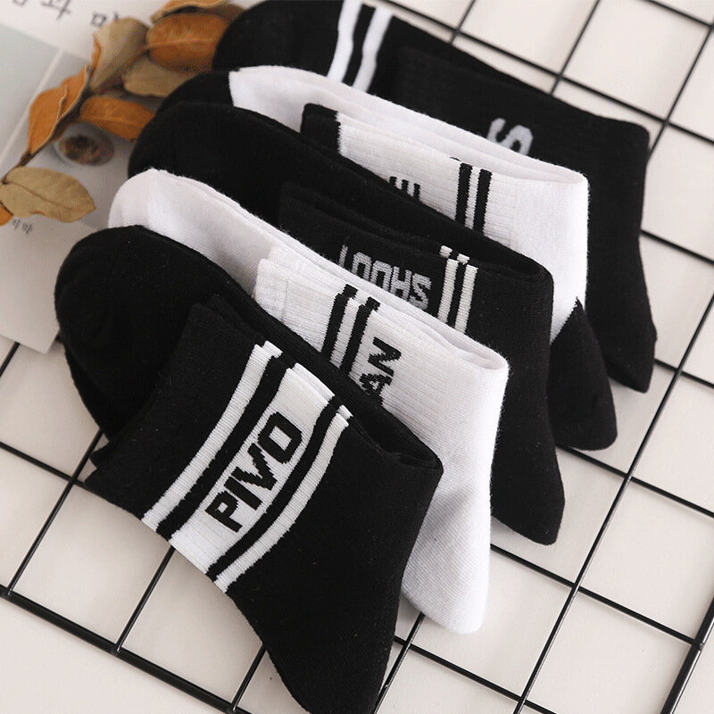 5pairs/lot New Fashion Novelty Socks Street Trends Retro Personality English Letters Cotton Men's Socks Funny Socks For men