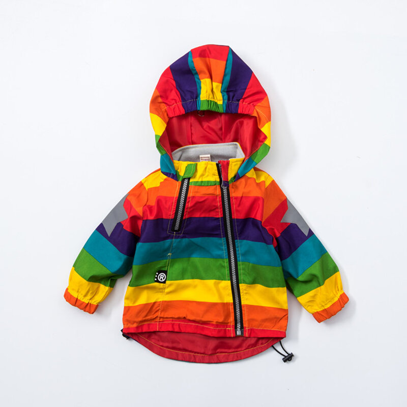 男の子と女の子のためのフード付きジャケット,レインボーストライプの日焼け止め服,長袖,2歳の子供のための春と秋の服